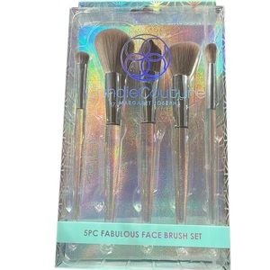 New Candy Couture make up brushes